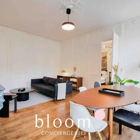 Le Saint Georges De Standing